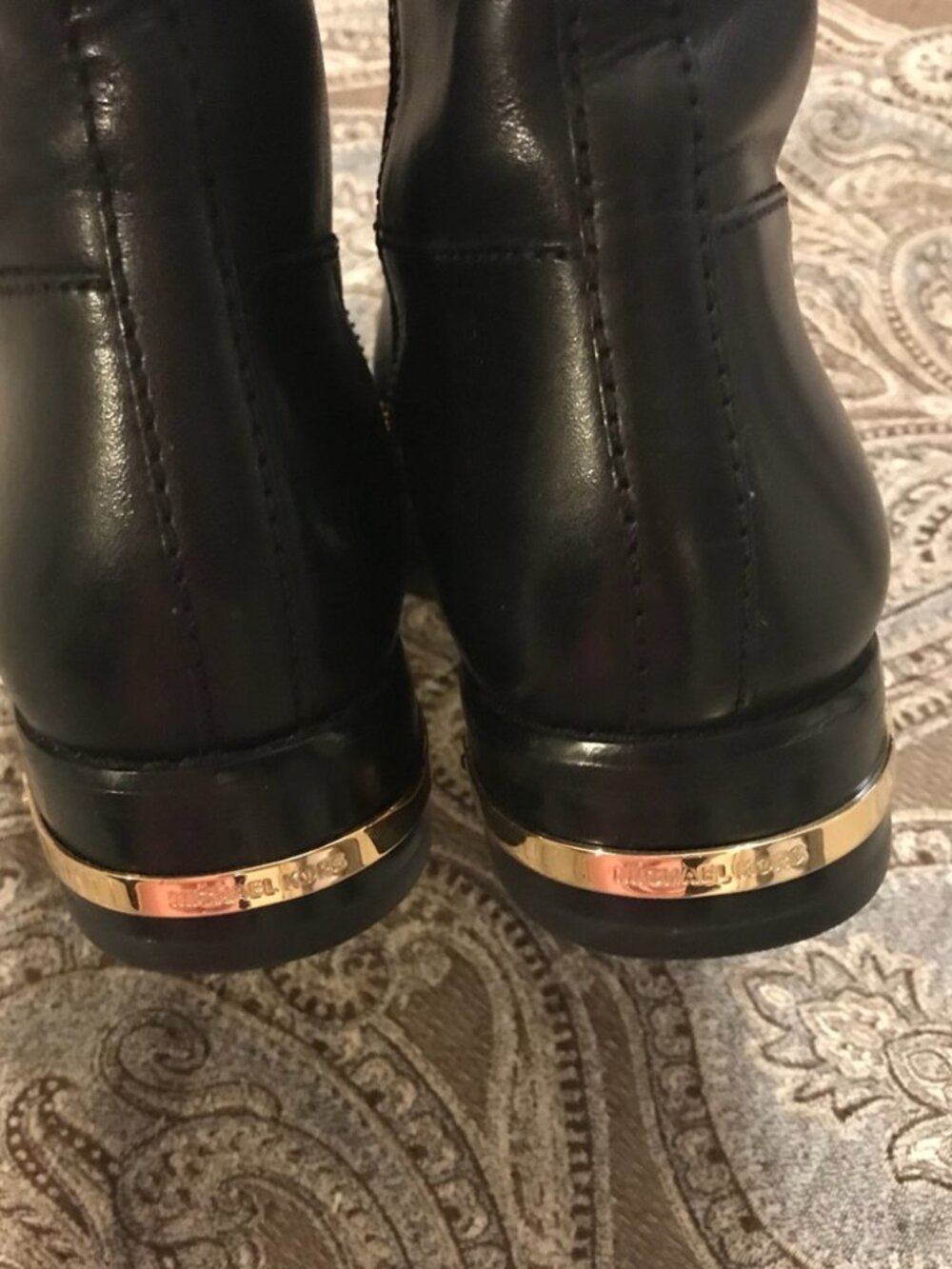 Michael Kors two tone boots size 7.5 - Picture 4 of 5